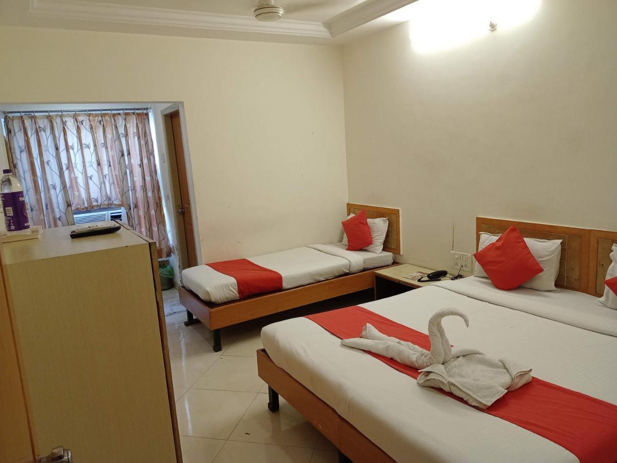 Hotel Wayfare Sirdi Kültér fotó